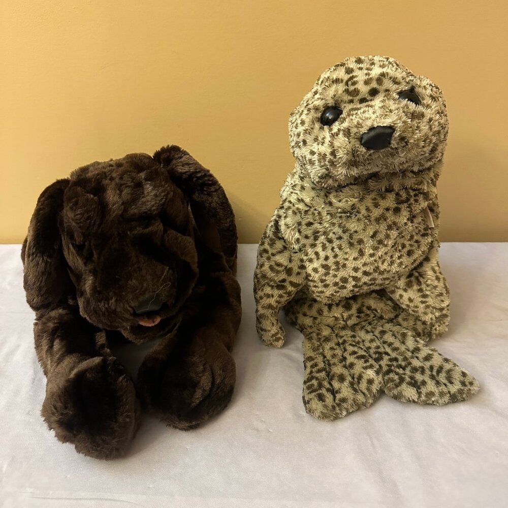 2 Folkmanis Hand Puppet Plush / Chocolate Labrador Puppy Dog and Harbor Seal